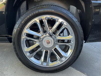 2013 Cadillac Escalade ESV Platinum Edition - Photo 19 - Sacramento, CA 95826