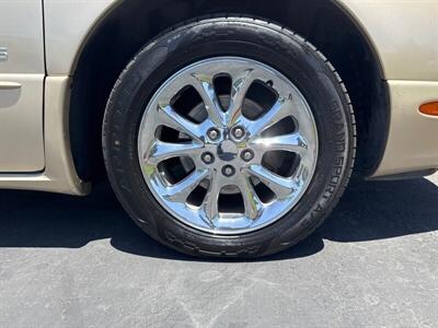 2001 Chrysler LHS   - Photo 18 - Sacramento, CA 95826