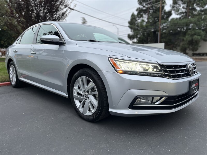 2018-Volkswagen-Passat-1VWBA7A36JC029653