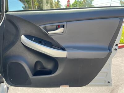 2015 Toyota Prius Two   - Photo 30 - Sacramento, CA 95826
