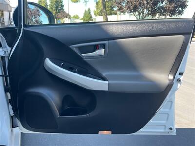 2015 Toyota Prius Two   - Photo 75 - Sacramento, CA 95826