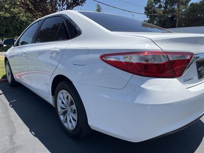 2016 Toyota Camry LE - Photo 9 - Sacramento, CA 95826