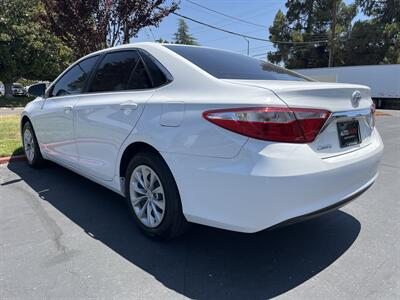 2016 Toyota Camry LE - Photo 8 - Sacramento, CA 95826