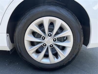 2016 Toyota Camry LE - Photo 18 - Sacramento, CA 95826