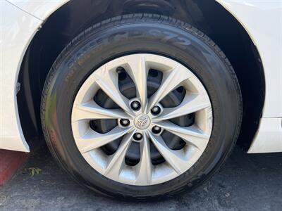 2016 Toyota Camry LE - Photo 21 - Sacramento, CA 95826