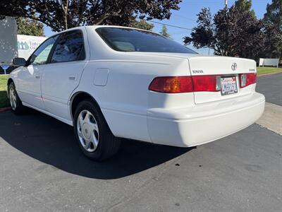 2000 Toyota Camry LE   - Photo 9 - Sacramento, CA 95826
