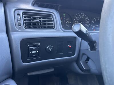 2000 Toyota Camry LE   - Photo 38 - Sacramento, CA 95826