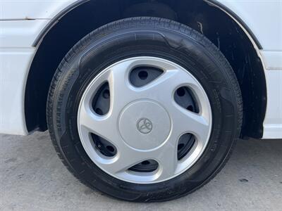 2000 Toyota Camry LE   - Photo 18 - Sacramento, CA 95826