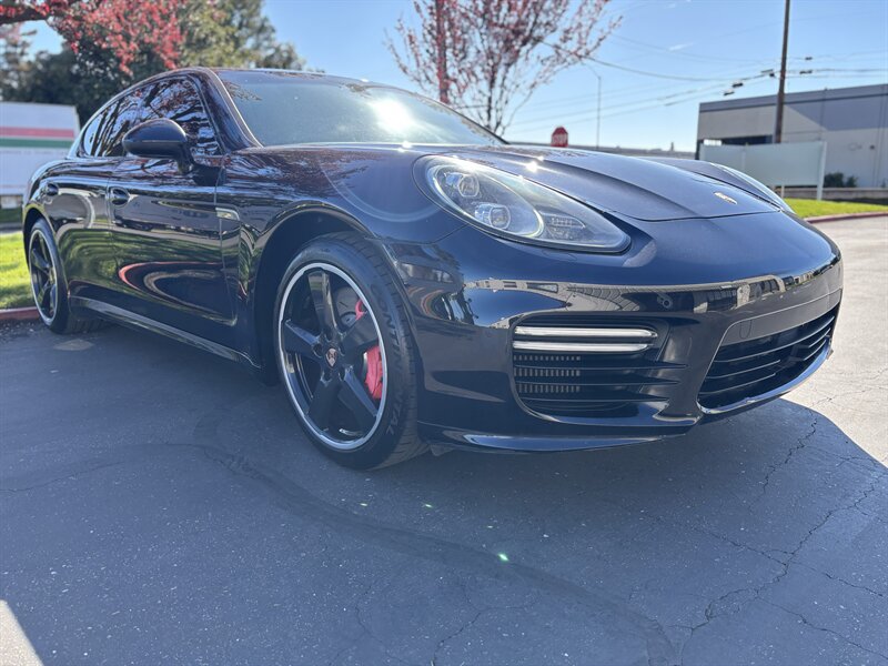 2015 Porsche Panamera