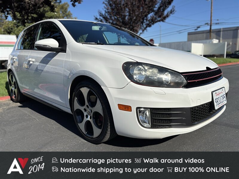 2012 Volkswagen Golf GTI 2.0T 4-Door FWD
