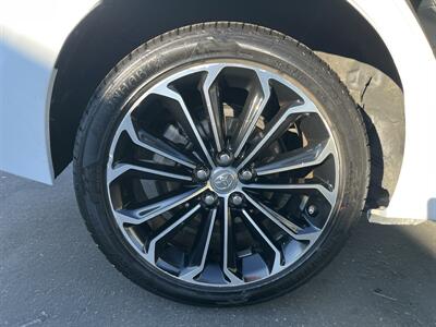 2017 Toyota Corolla SE - Photo 17 - Sacramento, CA 95826