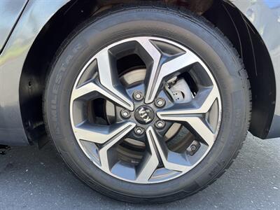 2019 Kia Forte LXS   - Photo 19 - Sacramento, CA 95826