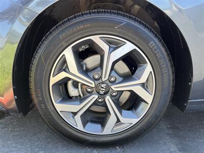 2019 Kia Forte LXS   - Photo 21 - Sacramento, CA 95826