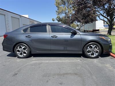 2019 Kia Forte LXS   - Photo 14 - Sacramento, CA 95826