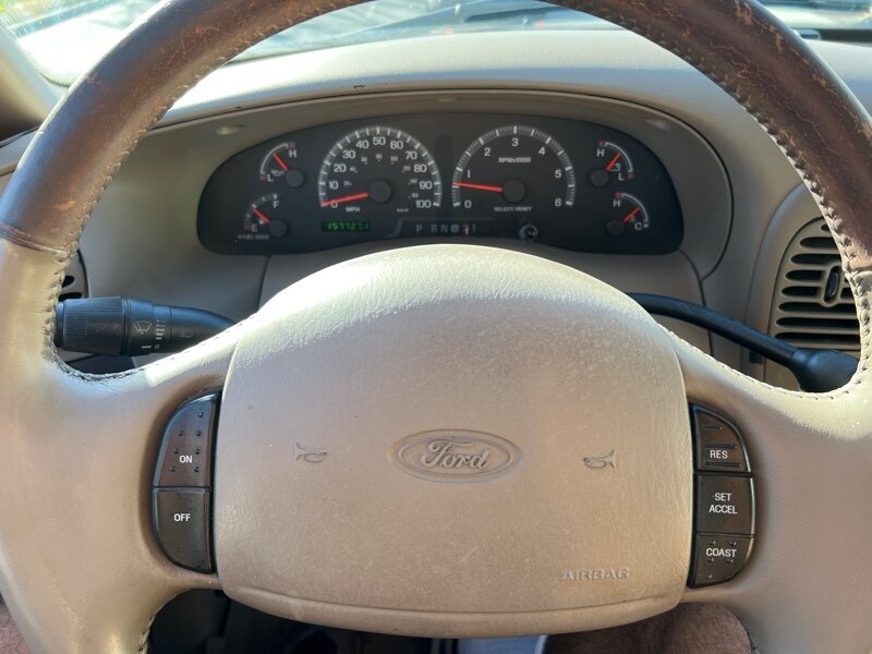 2001 Ford F-150 King Ranch photo 39