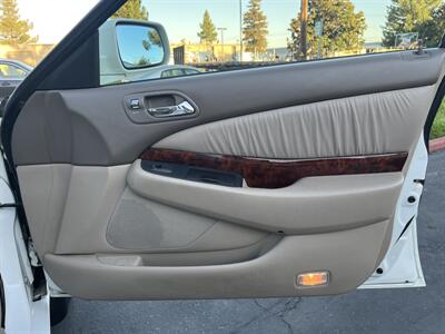 2002 Acura TL 3.2 Type-S   - Photo 35 - Sacramento, CA 95826