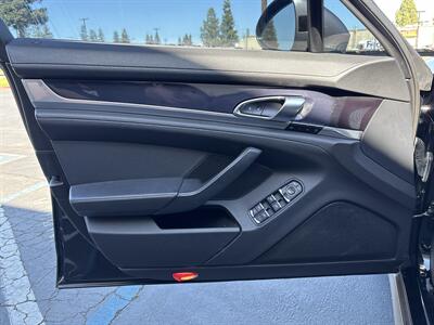 2014 Porsche Panamera 4   - Photo 27 - Sacramento, CA 95826