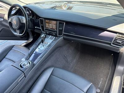 2014 Porsche Panamera 4   - Photo 35 - Sacramento, CA 95826
