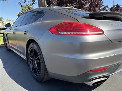 2014 Porsche Panamera 4   - Photo 10 - Sacramento, CA 95826