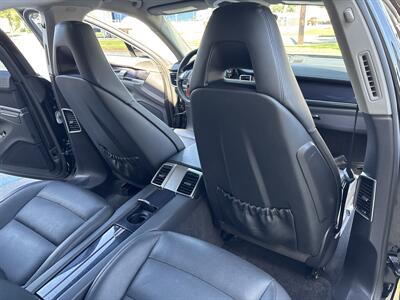 2014 Porsche Panamera 4   - Photo 33 - Sacramento, CA 95826