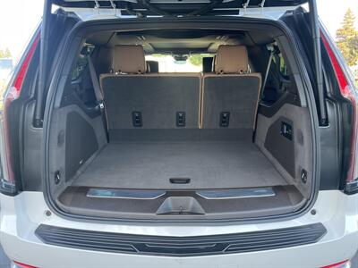 2021 Cadillac Escalade ESV Premium Luxury   - Photo 37 - Sacramento, CA 95826