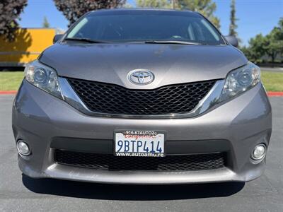 2011 Toyota Sienna SE 8-Passenger   - Photo 5 - Sacramento, CA 95826