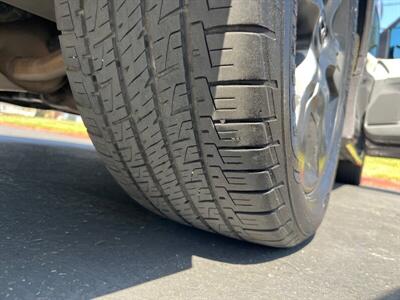 2011 Toyota Sienna SE 8-Passenger   - Photo 16 - Sacramento, CA 95826