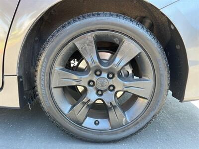 2011 Toyota Sienna SE 8-Passenger   - Photo 18 - Sacramento, CA 95826