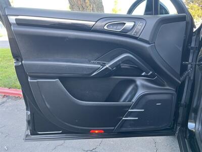 2017 Porsche Cayenne - Photo 27 - Sacramento, CA 95826