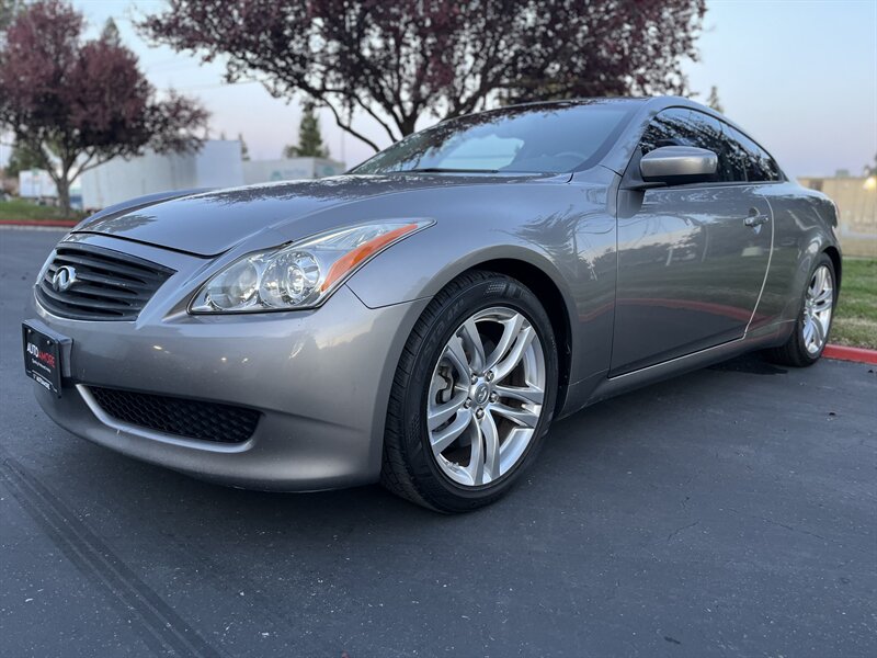 2009 INFINITI G Coupe 37 Journey photo 7