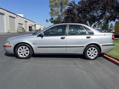 2002 Volvo S40   - Photo 8 - Sacramento, CA 95826