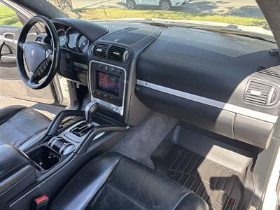 2006 Porsche Cayenne Turbo S   - Photo 35 - Sacramento, CA 95826