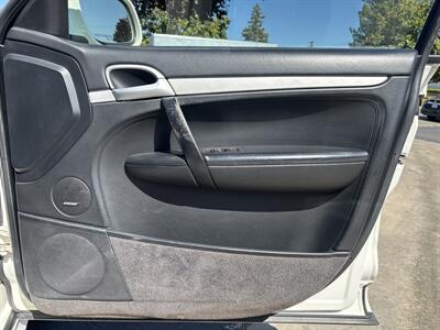 2006 Porsche Cayenne Turbo S   - Photo 38 - Sacramento, CA 95826