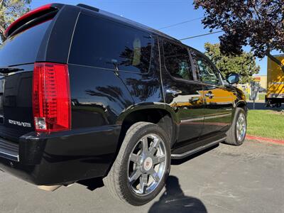 2014 Cadillac Escalade Luxury   - Photo 14 - Sacramento, CA 95826