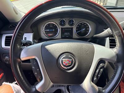 2014 Cadillac Escalade Luxury   - Photo 36 - Sacramento, CA 95826