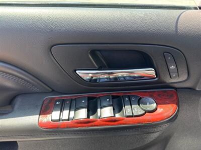 2014 Cadillac Escalade Luxury   - Photo 33 - Sacramento, CA 95826