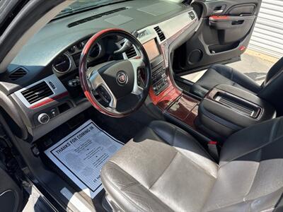 2014 Cadillac Escalade Luxury   - Photo 14 - Sacramento, CA 95826