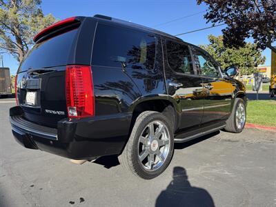 2014 Cadillac Escalade Luxury   - Photo 13 - Sacramento, CA 95826