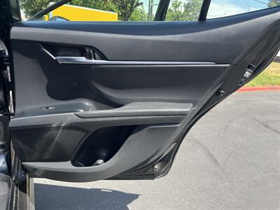 2018 Toyota Camry SE   - Photo 34 - Sacramento, CA 95826