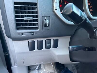 2004 Toyota 4Runner SR5   - Photo 45 - Sacramento, CA 95826