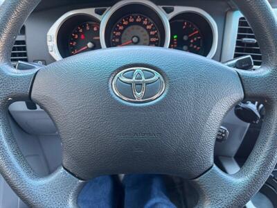 2004 Toyota 4Runner SR5   - Photo 40 - Sacramento, CA 95826