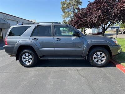 2004 Toyota 4Runner SR5   - Photo 14 - Sacramento, CA 95826