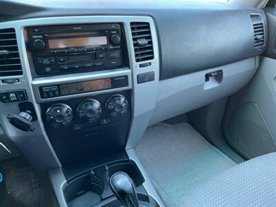2004 Toyota 4Runner SR5   - Photo 41 - Sacramento, CA 95826