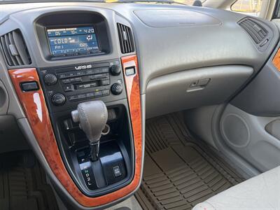 2001 Lexus RX - Photo 42 - Sacramento, CA 95826