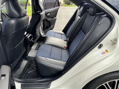 2016 Toyota Camry SE   - Photo 29 - Sacramento, CA 95826