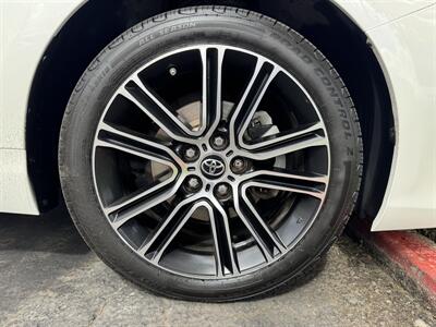 2016 Toyota Camry SE   - Photo 14 - Sacramento, CA 95826