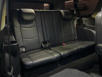 2020 Cadillac Escalade ESV Luxury   - Photo 35 - Sacramento, CA 95826