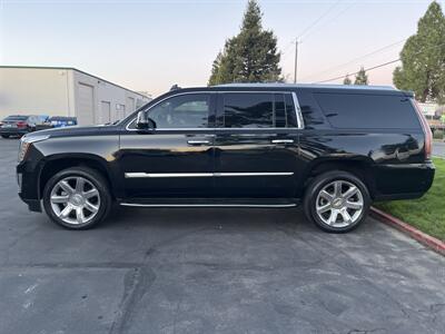 2020 Cadillac Escalade ESV Luxury   - Photo 8 - Sacramento, CA 95826
