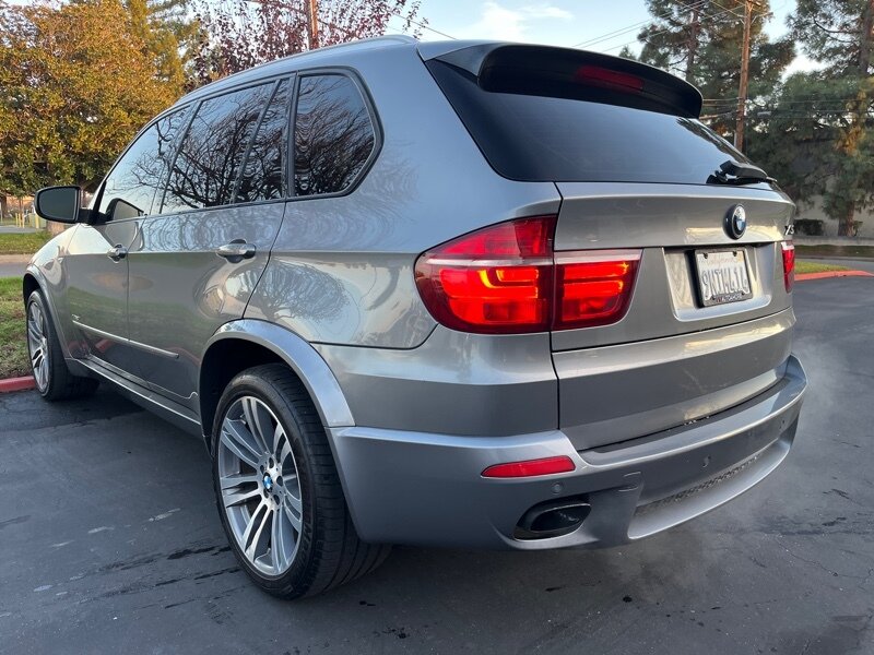 2012 BMW X5 xDrive50i photo 9