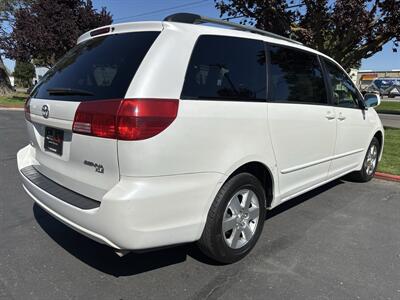 2004 Toyota Sienna XLE 7 Passenger   - Photo 14 - Sacramento, CA 95826